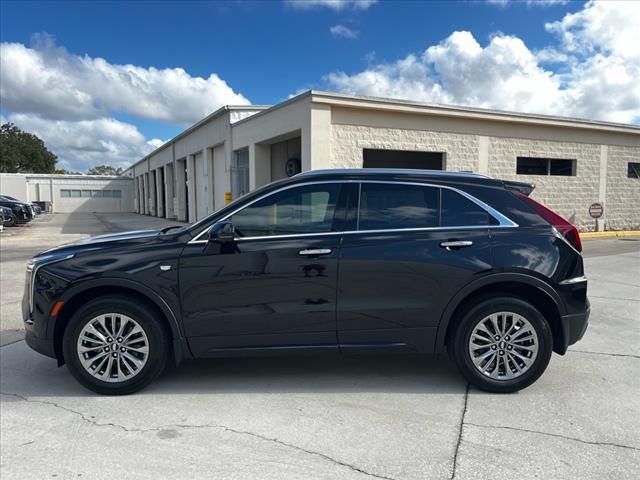 2025 Cadillac XT4 Premium Luxury