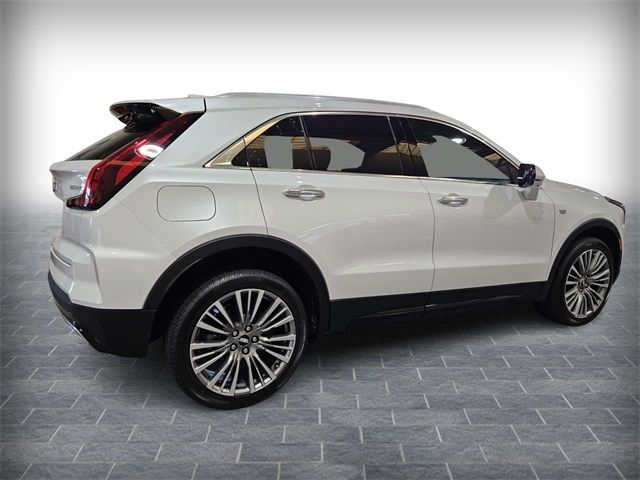 2025 Cadillac XT4 Premium Luxury