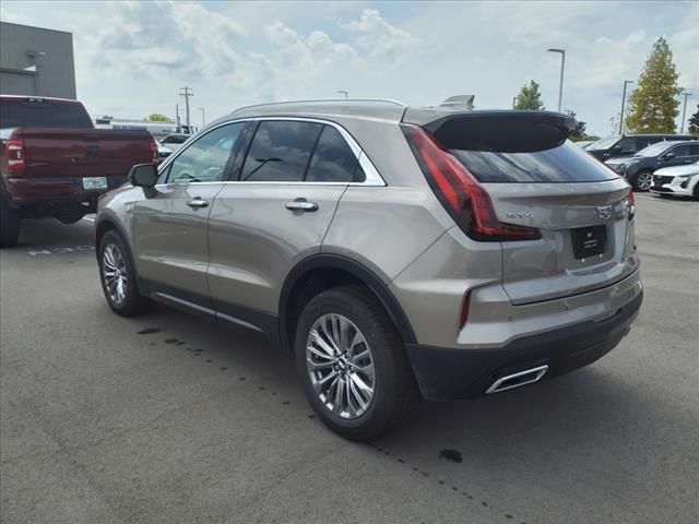 2025 Cadillac XT4 Premium Luxury