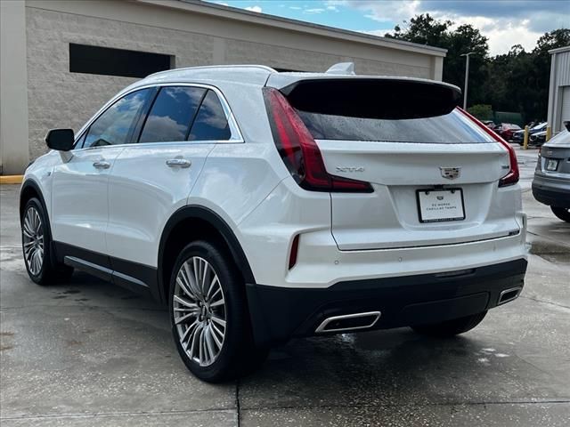 2025 Cadillac XT4 Premium Luxury