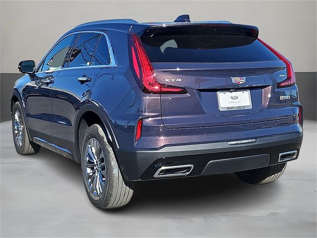 2025 Cadillac XT4 Premium Luxury