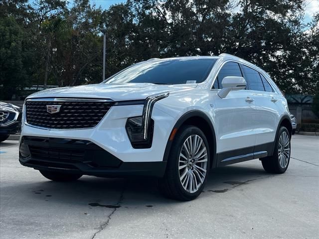 2025 Cadillac XT4 Premium Luxury