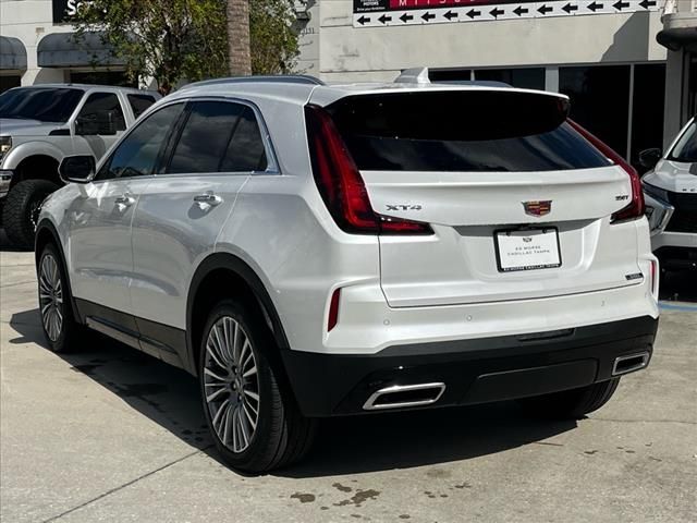 2025 Cadillac XT4 Premium Luxury