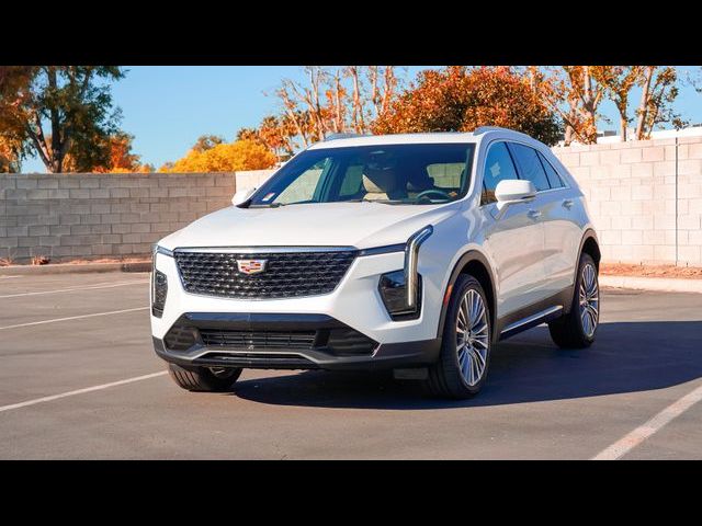 2025 Cadillac XT4 Premium Luxury