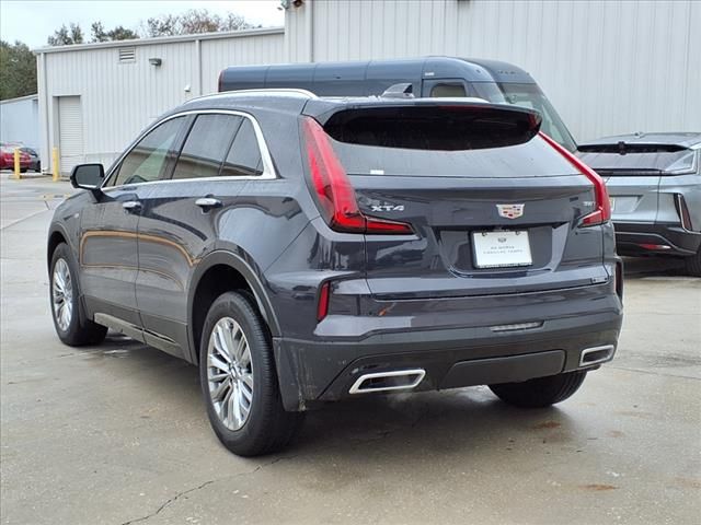 2025 Cadillac XT4 Premium Luxury