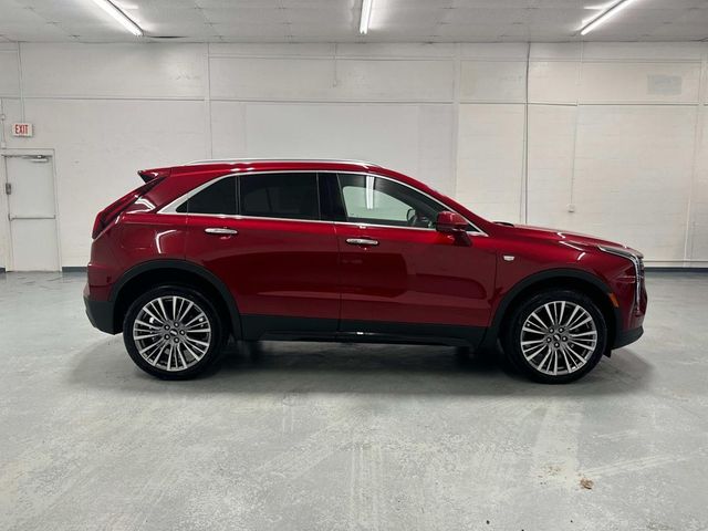 2025 Cadillac XT4 Premium Luxury