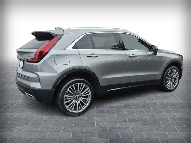 2025 Cadillac XT4 Premium Luxury