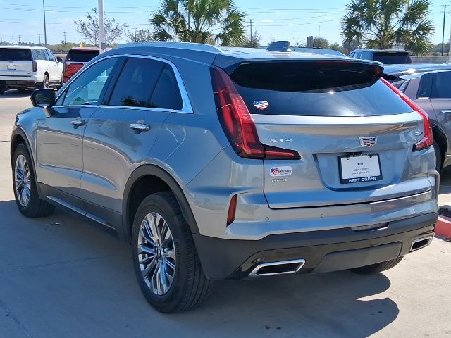 2025 Cadillac XT4 Premium Luxury