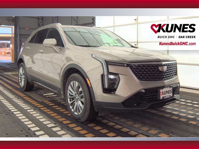 2025 Cadillac XT4 Premium Luxury