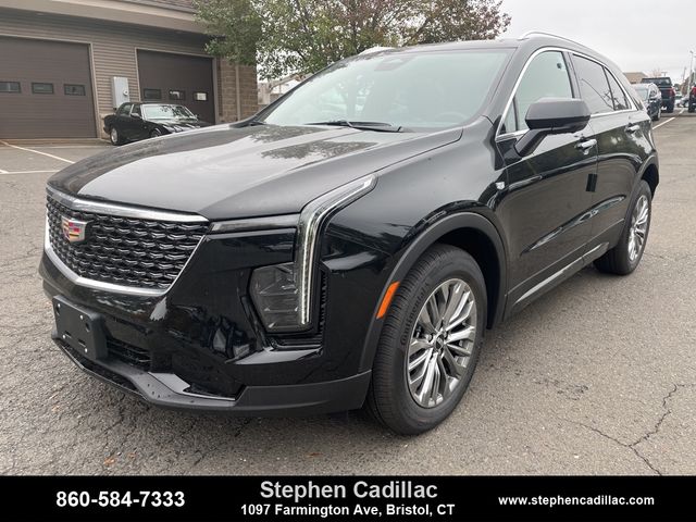 2025 Cadillac XT4 Premium Luxury