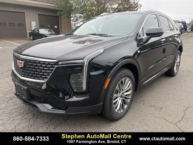 2025 Cadillac XT4 Premium Luxury