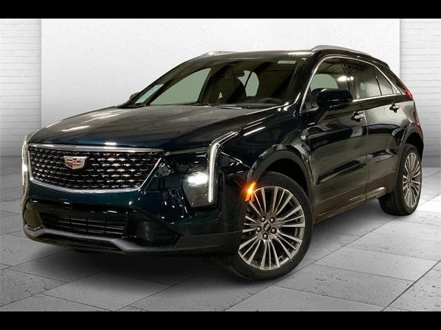 2025 Cadillac XT4 Premium Luxury