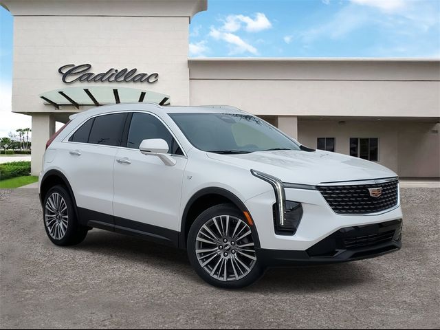 2025 Cadillac XT4 Premium Luxury