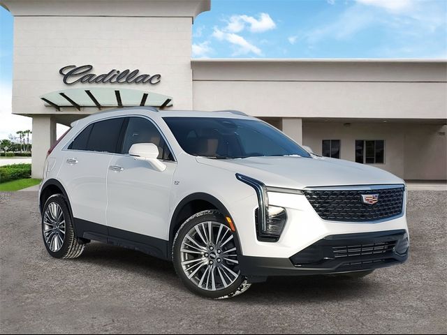 2025 Cadillac XT4 Premium Luxury