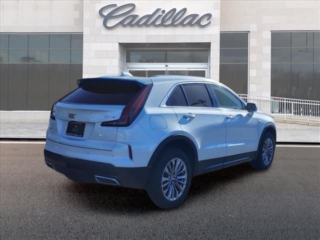 2025 Cadillac XT4 Premium Luxury