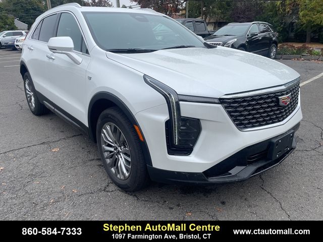 2025 Cadillac XT4 Premium Luxury