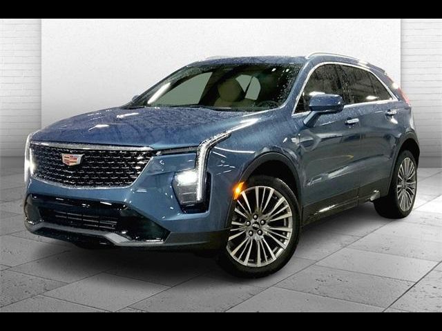 2025 Cadillac XT4 Premium Luxury