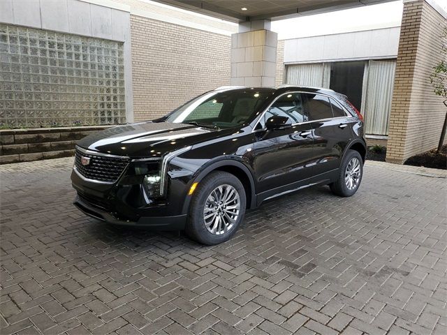 2025 Cadillac XT4 Premium Luxury