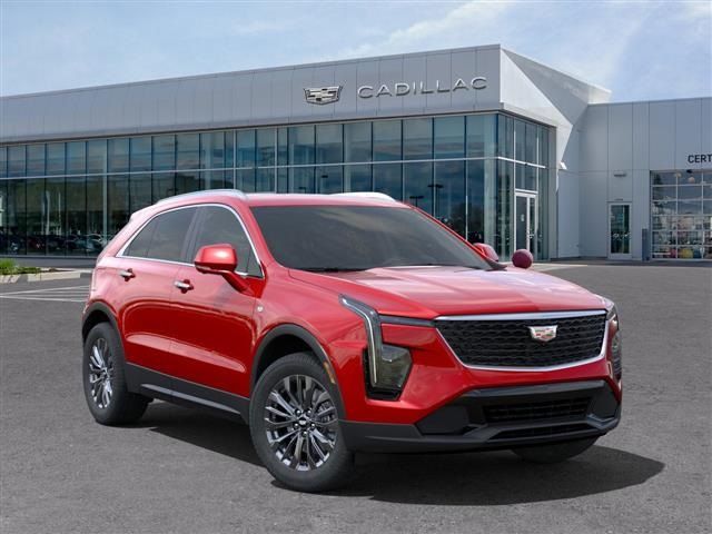 2025 Cadillac XT4 Premium Luxury