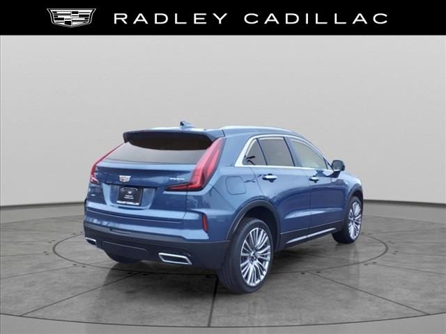 2025 Cadillac XT4 Premium Luxury