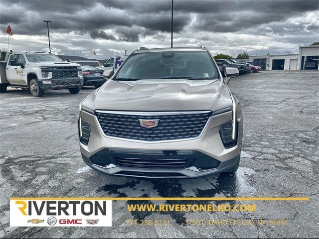 2025 Cadillac XT4 Premium Luxury