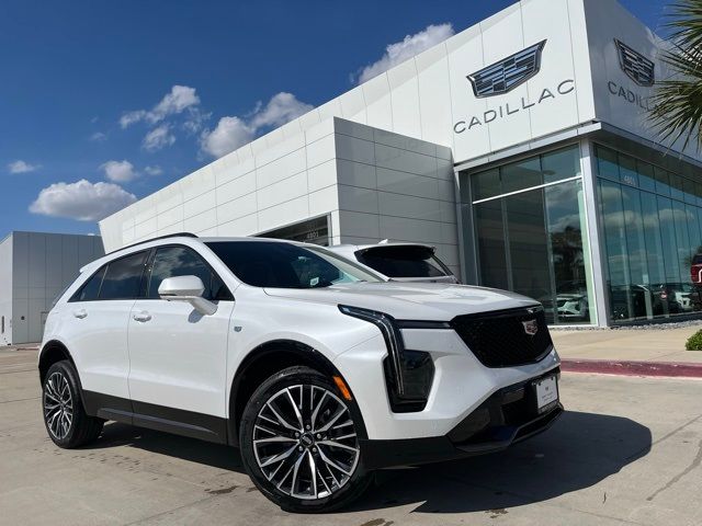 2025 Cadillac XT4 Sport