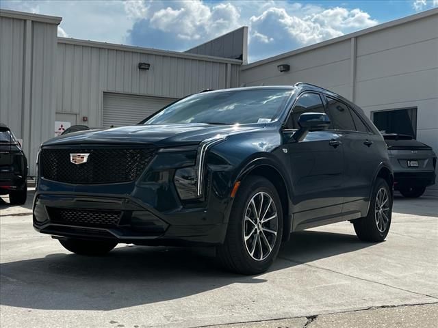 2025 Cadillac XT4 Sport