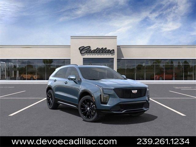 2025 Cadillac XT4 Sport