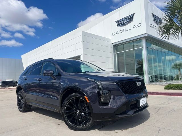 2025 Cadillac XT4 Sport