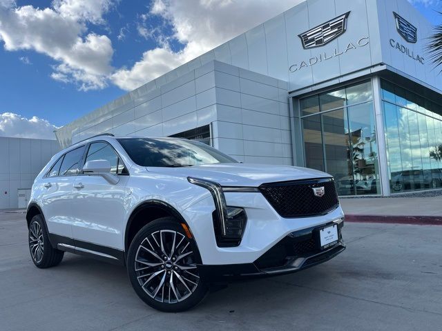 2025 Cadillac XT4 Sport