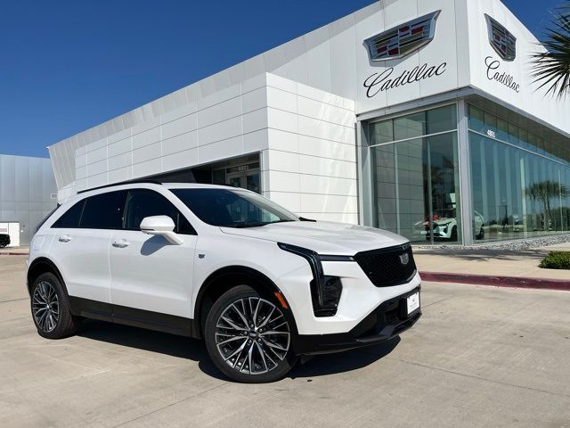 2025 Cadillac XT4 Sport