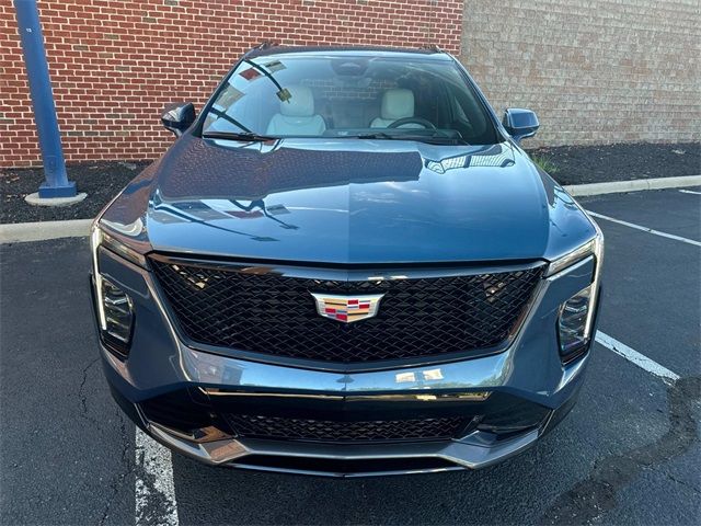 2025 Cadillac XT4 Sport