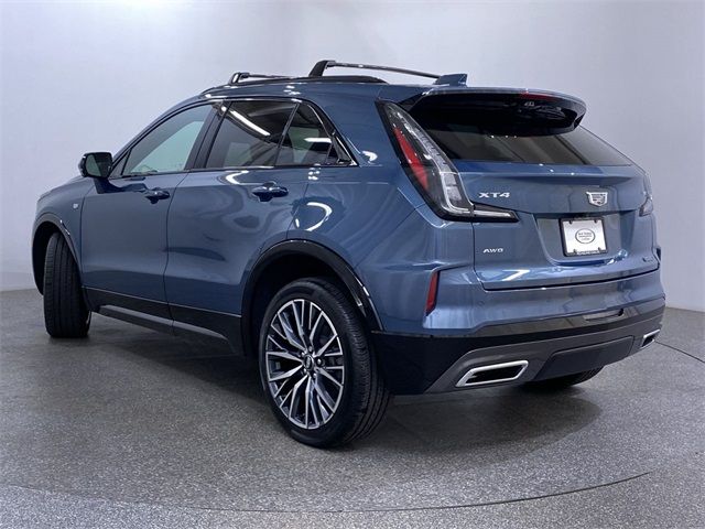 2025 Cadillac XT4 Sport