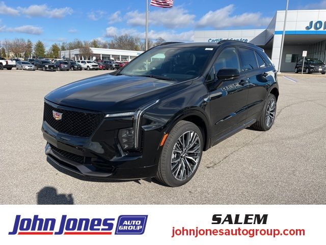 2025 Cadillac XT4 Sport