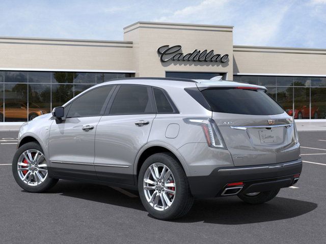 2025 Cadillac XT5 Sport