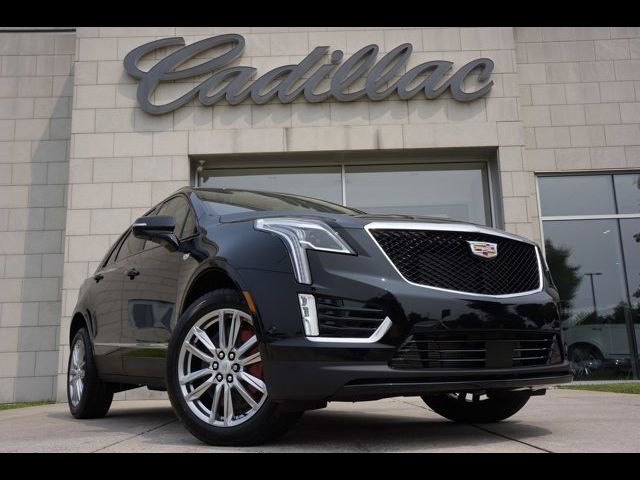 2025 Cadillac XT5 Sport