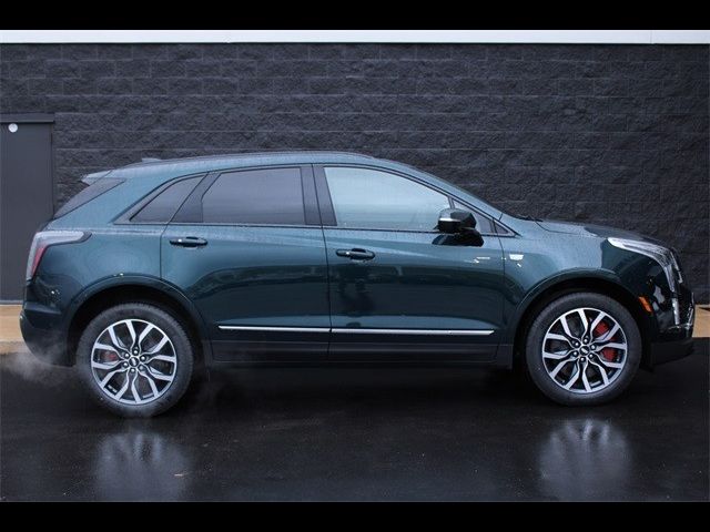 2025 Cadillac XT5 Sport