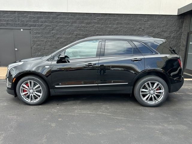 2025 Cadillac XT5 Sport