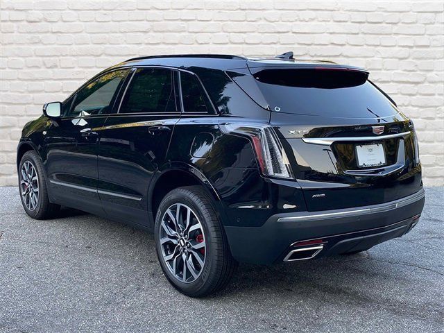 2025 Cadillac XT5 Sport