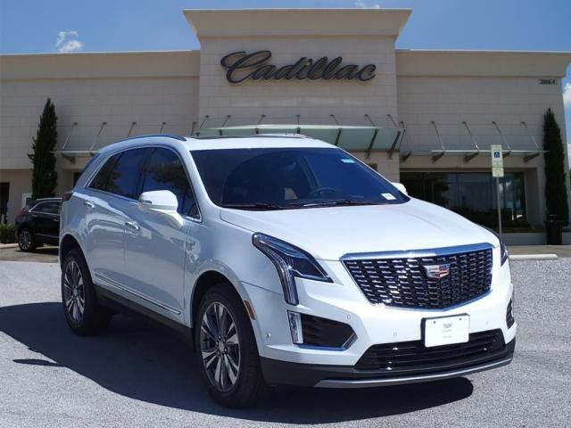 2025 Cadillac XT5 Sport