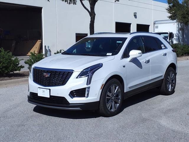 2025 Cadillac XT5 Sport