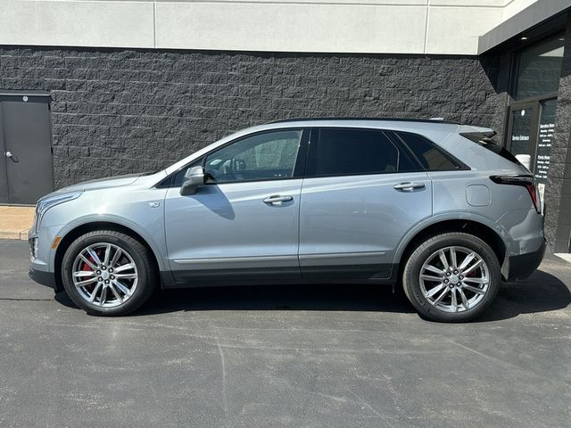 2025 Cadillac XT5 Sport