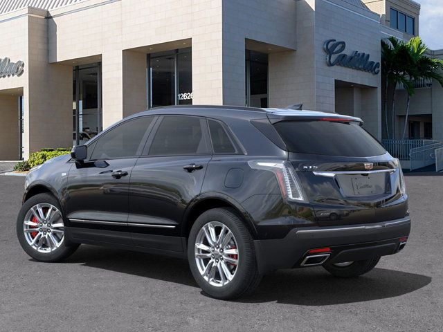 2025 Cadillac XT5 Sport