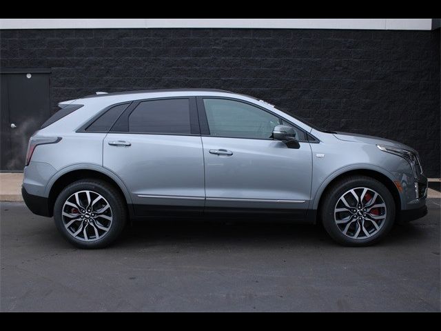 2025 Cadillac XT5 Sport