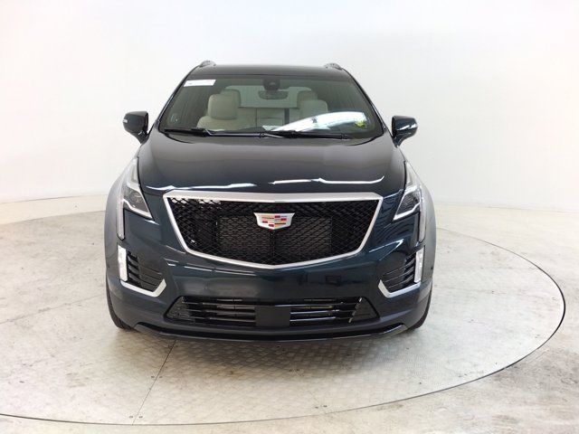 2025 Cadillac XT5 Sport