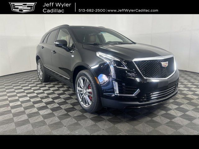 2025 Cadillac XT5 Sport