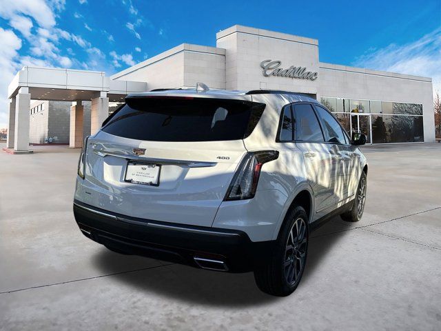 2025 Cadillac XT5 Sport