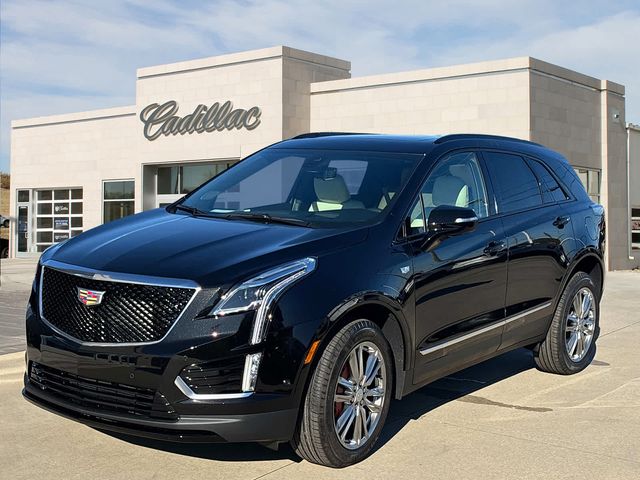 2025 Cadillac XT5 Sport