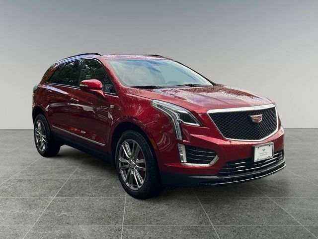 2025 Cadillac XT5 Sport