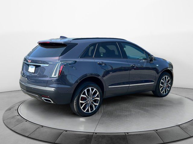 2025 Cadillac XT5 Sport